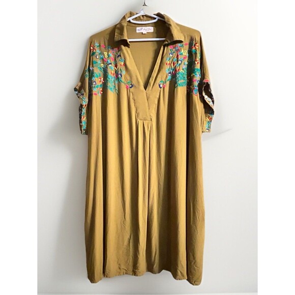 Angel Heart Boutique Green Tunic Top Multicolored Embroidered Floral Print 2XL - Picture 1 of 10